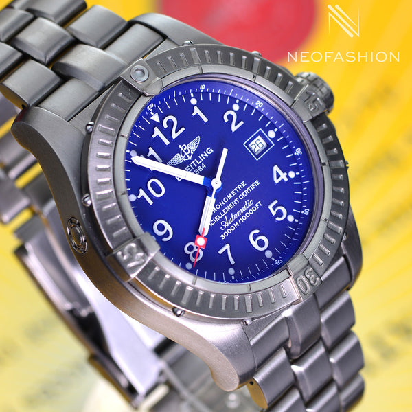 Breitling Avenger Seawolf Titanium Blue Dial Mens Diver's Watch E17370