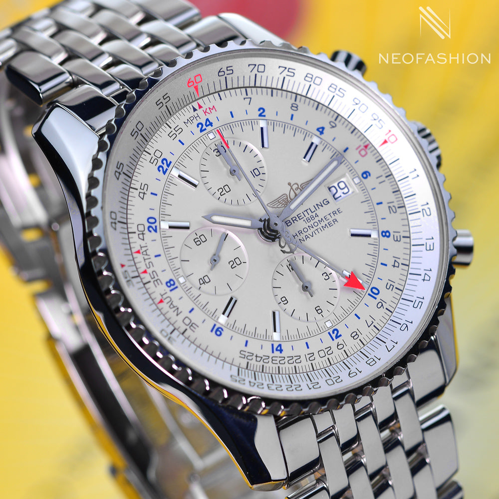 Breitling Navitimer World GMT 2nd Time Zone White Dial A23322 Mens Watch